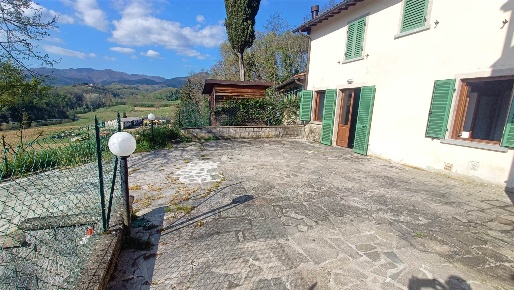 Foto Case semi ndipendenti a Vicchio di 100 m² con 4 locali in vendita