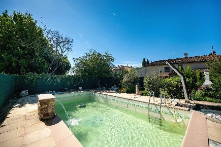 Foto Casa indipendente in Via San Paolo, Campi Bisenzio Torricella