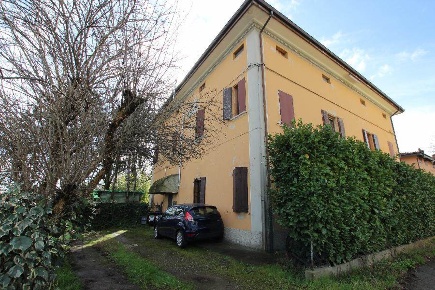 Foto Casa indipendente in VIA UNGHERI, Calderara di Reno di 383 m²