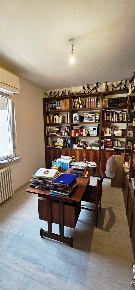 Foto Case semi ndipendenti a San Severino Marche Centro di 218 m²