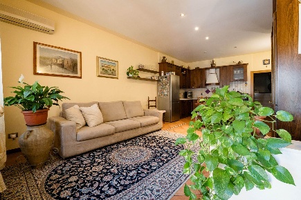 Foto Casa indipendente a Signa Centro di 129 m² con 6 locali in vendita
