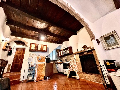 Foto Casa indipendente in Via Vittorio Emanuele II  11, Tarano Centro