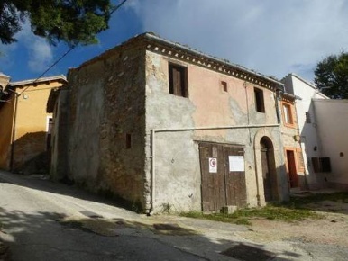 Foto Casa indipendente a San Severino Marche in vendita