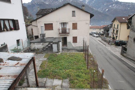 Foto Case semi ndipendenti in Via Bette, Chiavenna Centro di 150 m²