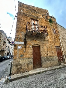 Foto Casa indipendente in Via porsenna, Ribera Centro di 80 m² con 4 locali
