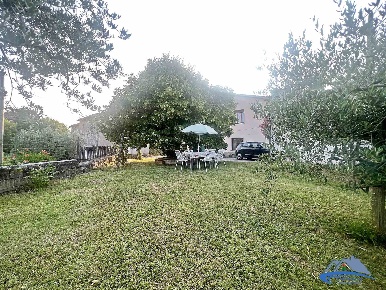 Foto Casa indipendente in VOCABOLO PICIOLO  71, Stroncone Centro di 293 m²