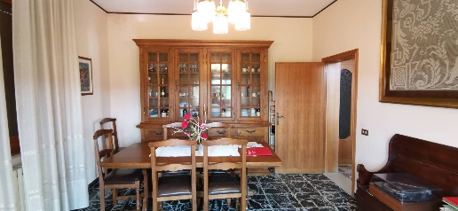Foto Casa indipendente a Montepulciano di 240 m² con 8 locali in vendita