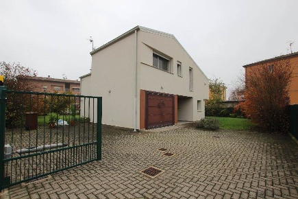 Foto Villa unifamiliare in VIA CADUTI DI SABBIUNO 7, Sala Bolognese