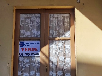 Foto Casa indipendente in Via Pasquale Migliaccio, Orta di Atella di 108 m²