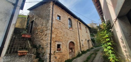 Foto Case semi ndipendenti in via Equicola 60, Borgorose di 35 m²