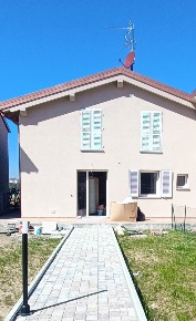 Foto Casa indipendente a Borgo San Lorenzo Centro di 141 m² con 5 locali