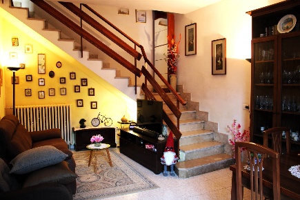 Foto Case semi ndipendenti in via Palestro  35, Stroppiana di 130 m²