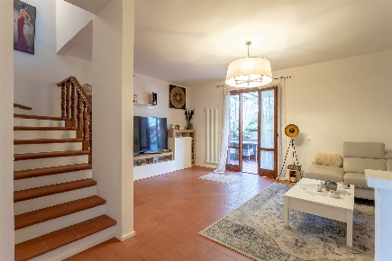 Foto Casa indipendente in Via Ignazio Silone, Carmignano Comeana di 243 m²