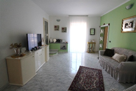 Foto Casa indipendente in VIA CARLO ROSSELLI, Lentini di 125 m² in vendita