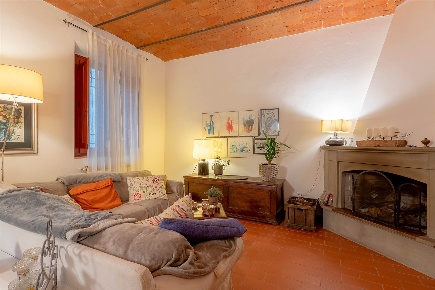 Foto Casa indipendente in via Spadini, Poggio a Caiano Centro di 278 m²