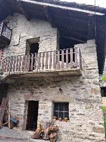 Foto Case semi ndipendenti a Arnad di 71 m² con 3 locali in vendita