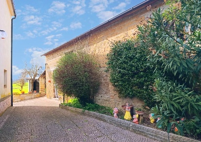 Foto Casa indipendente in Via San Valentino 62, Collevecchio di 157 m²