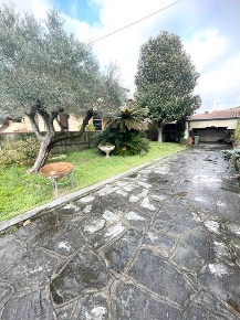 Foto Casa indipendente a Viareggio Terminetto - Migliarina di 200 m²