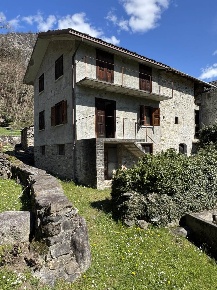 Foto Case semi ndipendenti in Via Scandolera, Mese di 117 m² con 5 locali