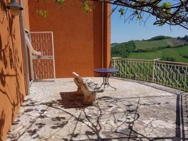 Foto Casa indipendente a Salsomaggiore Terme di 230 m² con 10 locali