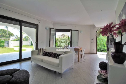 Foto Villa unifamiliare a Siracusa di 150 m² con 6 locali in vendita