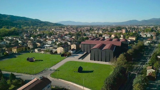 Foto Villa unifamiliare a Città di Castello di 200 m² con 8 locali