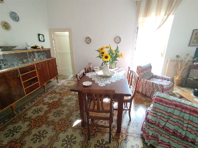 Foto Casa indipendente a Scerni di 90 m² con 8 locali in vendita