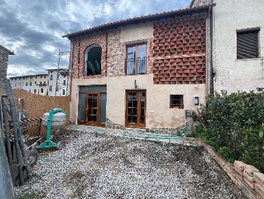 Foto Casa indipendente in via filippo turati  64 64, Lucca Sant'Anna