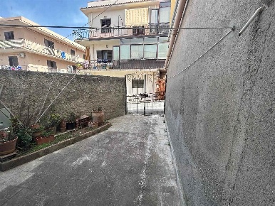 Foto Casa indipendente in CAVOUR 17, Venetico Venetico Marina di 68 m²