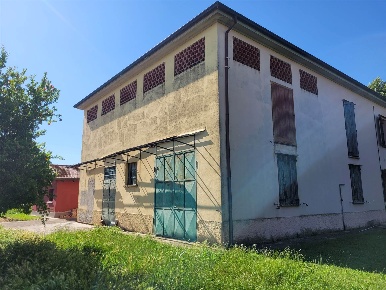 Foto Case semi ndipendenti a Budrio di 258 m² con 6 locali in vendita