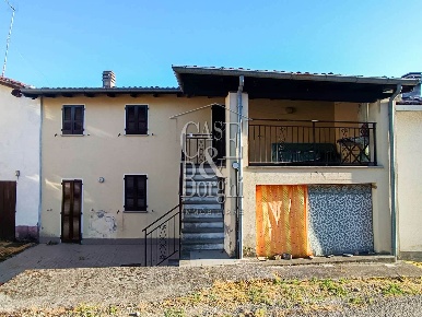 Foto Case semi ndipendenti in Frazione Predacosta, Romagnese di 98 m²