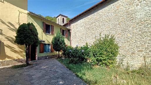 Foto Casa indipendente in via Rasora 28, Castiglione dei Pepoli Rasora