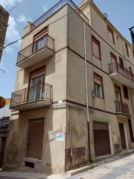 casa indipendente in vendita a Naro