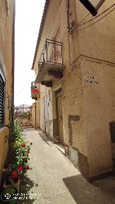 Foto Casa indipendente a Scerni Centro di 76 m² con 4 locali in vendita