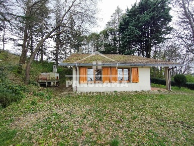 Foto Casa indipendente a Montescudo-Monte Colombo di 134 m² con 5 locali