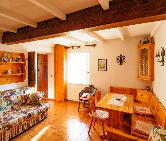 Foto Casa indipendente in via roma, Montefiorino Centro di 50 m² in vendita