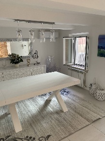 Foto Villa a schiera a Fano di 180 m² con 7 locali in vendita
