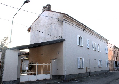 Foto Case semi ndipendenti in via Giuseppe Mazzini 21, Caresana di 140 m²