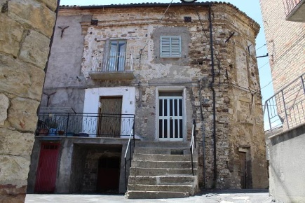 Foto Case semi ndipendenti a Carpineto Sinello Centro di 59 m² con 4 locali