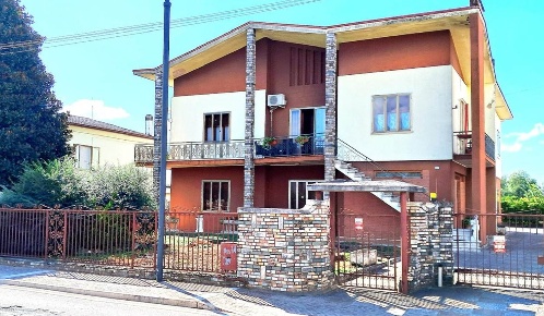 Foto Casa indipendente a Concamarise in vendita