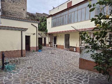 Foto Case semi ndipendenti in Via Roma 124, Roccapiemonte Centro di 159 m²