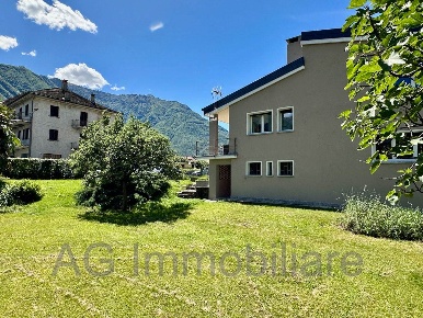 Foto Casa indipendente in via San Rocco 1, Vogogna Centro di 170 m²