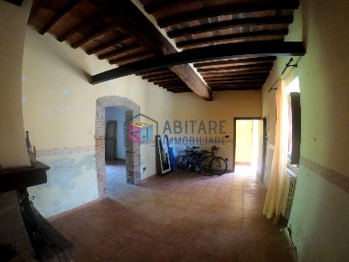 Foto Casa indipendente a Collesalvetti in vendita
