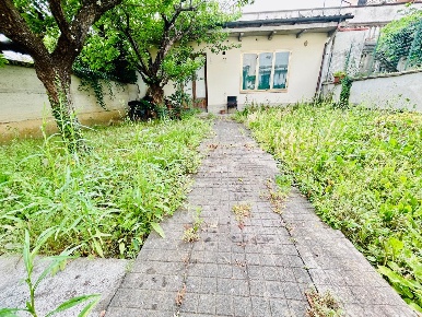 Foto Casa indipendente a Empoli Masini - XX Settembre di 160 m² in vendita