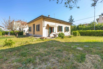 Foto Casa indipendente a Castelfranco di Sotto Centro di 150 m² in vendita