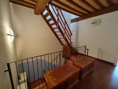 Foto Casa indipendente a Collesalvetti di 153 m² con 6 locali in vendita