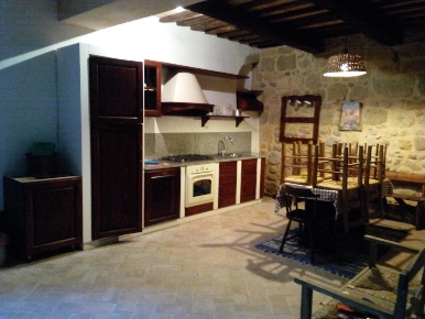 Foto Casa indipendente a Sorano San Quirico di 200 m² con 8 locali