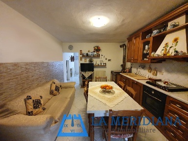Foto Casa indipendente a Lamporecchio Centro di 80 m² con 5 locali