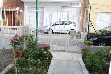 Foto Casa indipendente a Ponsacco Centro di 100 m² con 5 locali in vendita