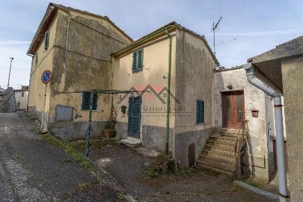 Foto Appartamento a Pomarance di 55 m² con 4 locali in vendita
